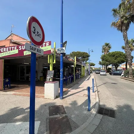 Maison Bord De 2 * イエール